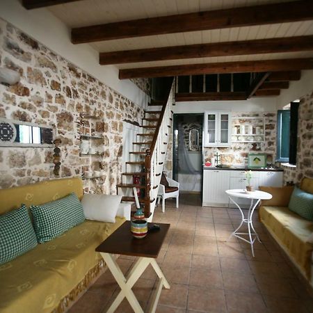 Christina'S Stone Cottage كاسيوبي المظهر الخارجي الصورة